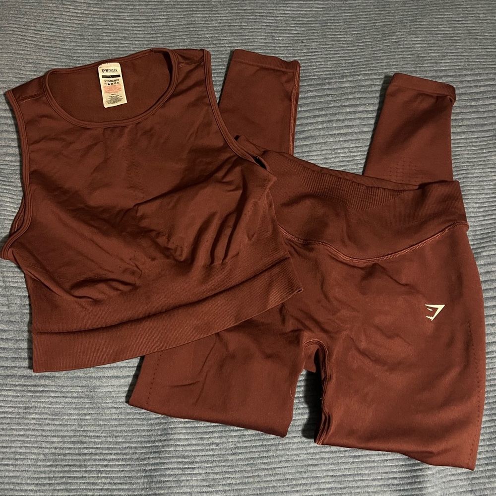 Brown gymshark tank crop top and leggings set.